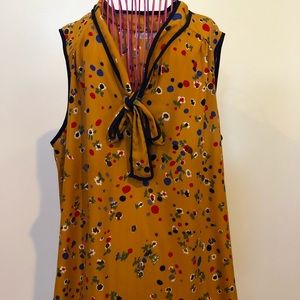 Cute, retro sleeveless top